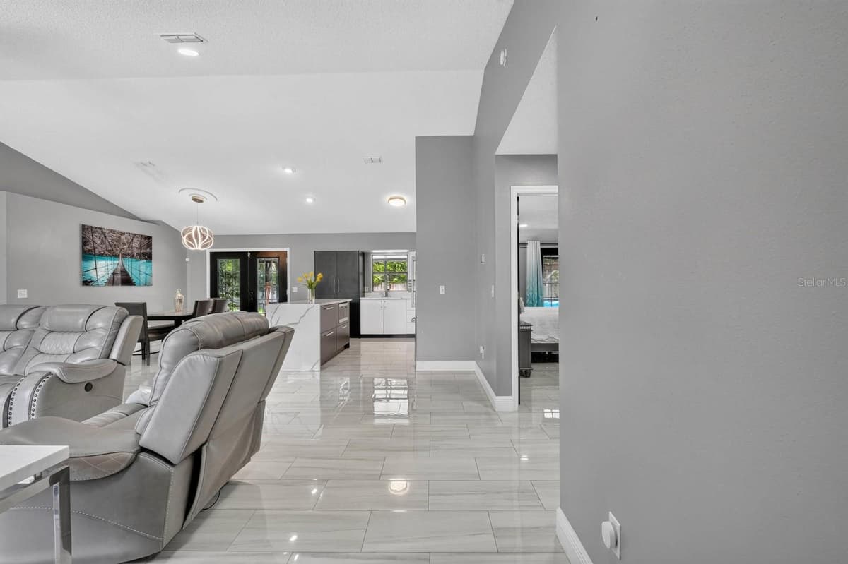 1845 WILLOW OAK DRIVE — photo 7 of 52