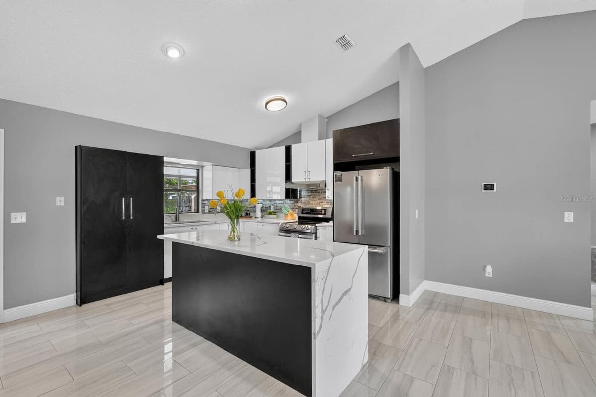 1845 WILLOW OAK DRIVE — photo 12 of 52