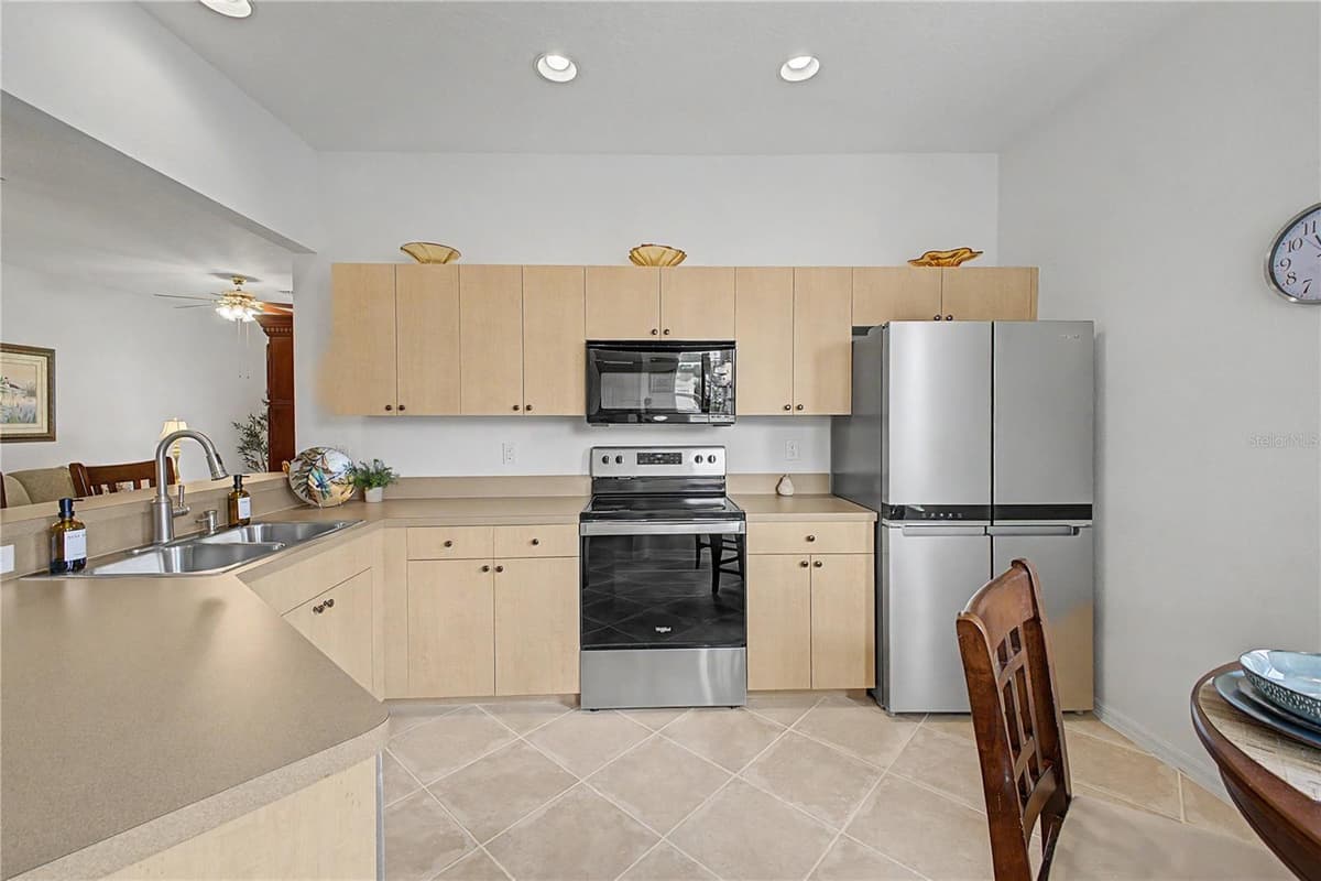 14459 STERLING RUN — photo 13 of 72