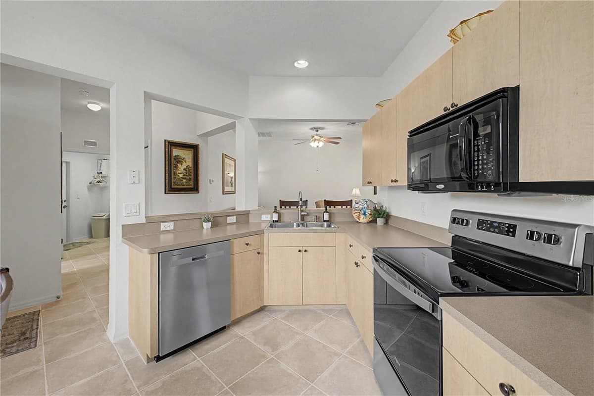 14459 STERLING RUN — photo 12 of 72