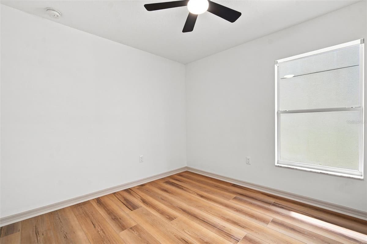 7254 LUMBER PORT DRIVE — photo 38 of 46