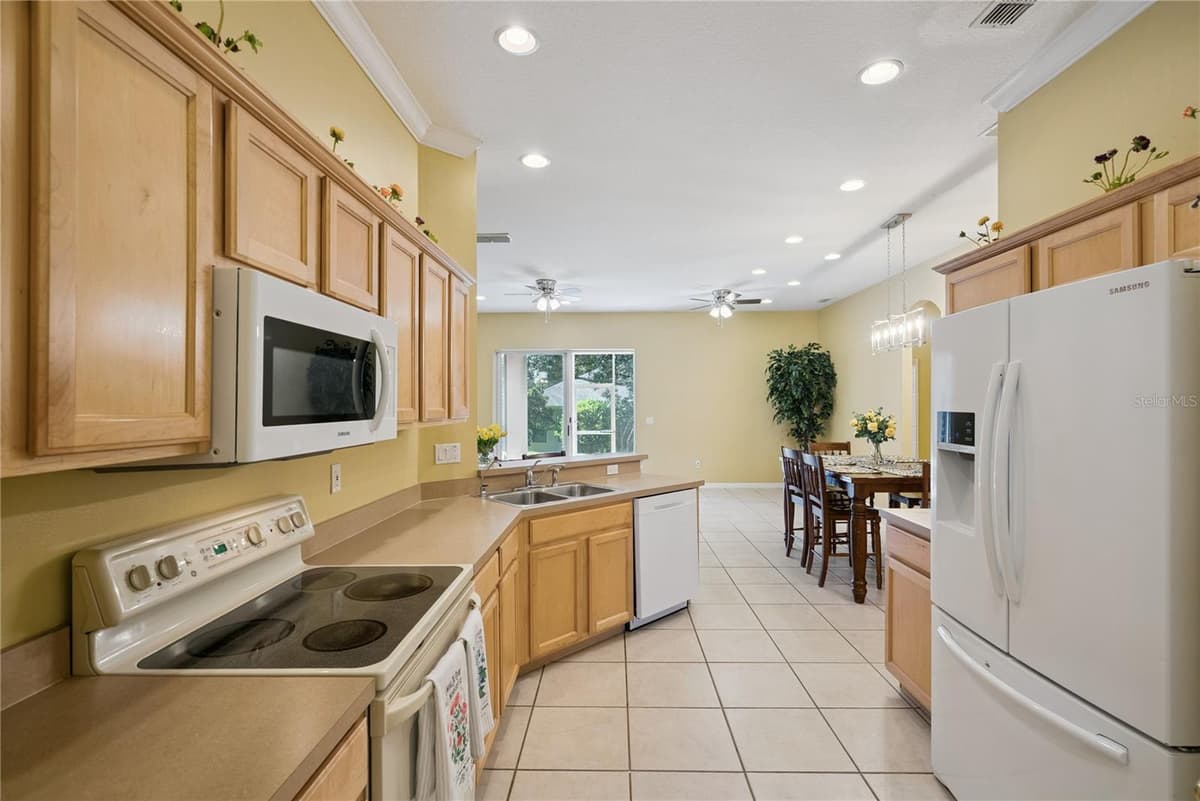 1040 KERSFIELD CIRCLE — photo 15 of 41