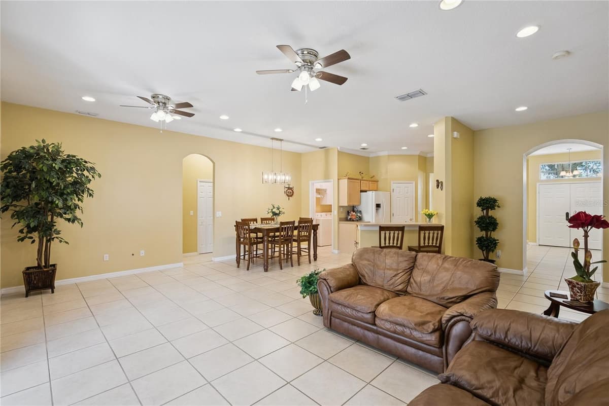 1040 KERSFIELD CIRCLE — photo 10 of 41
