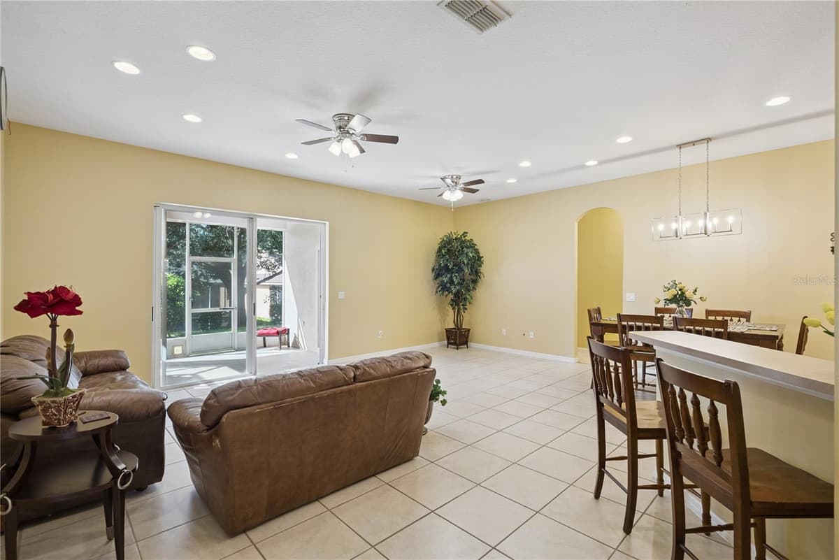 1040 KERSFIELD CIRCLE — photo 11 of 41