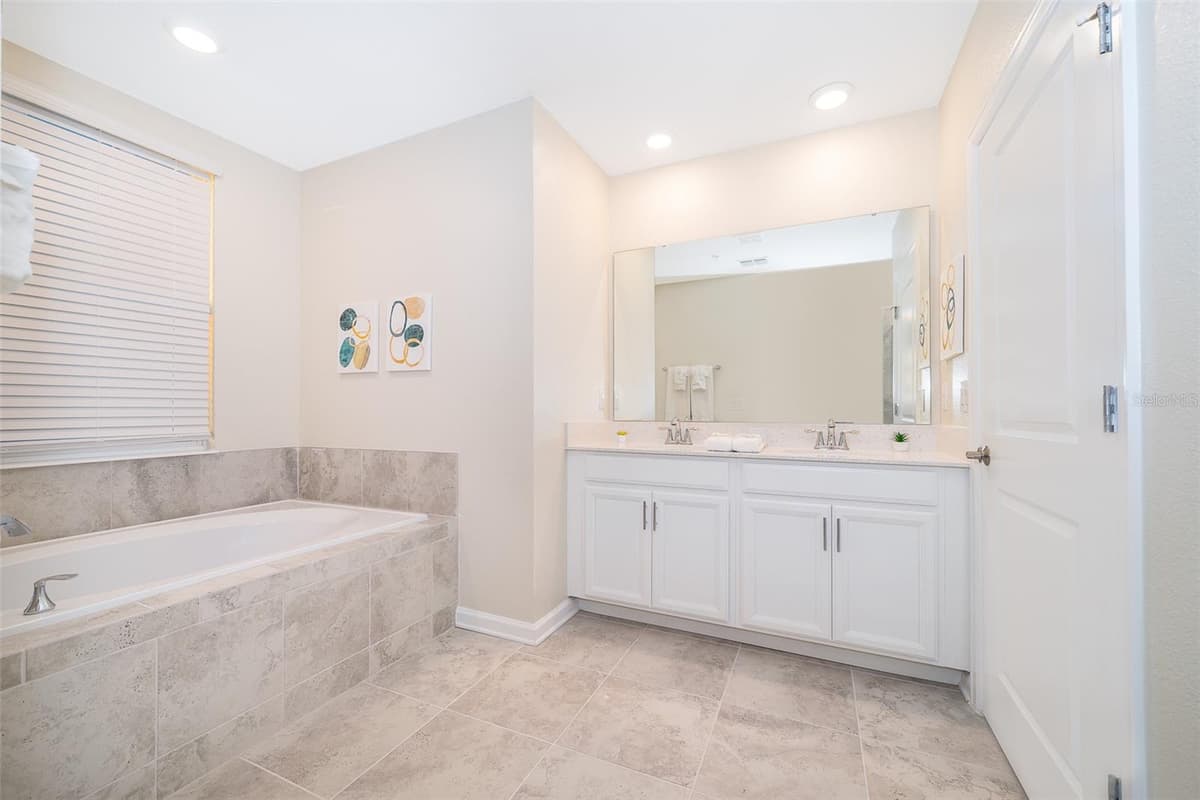 817 OCEAN COURSE AVENUE — photo 12 of 29
