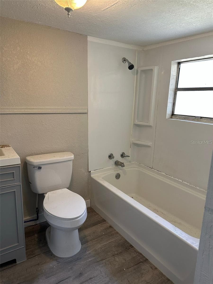 1219 8TH STREET — photo 7 of 10