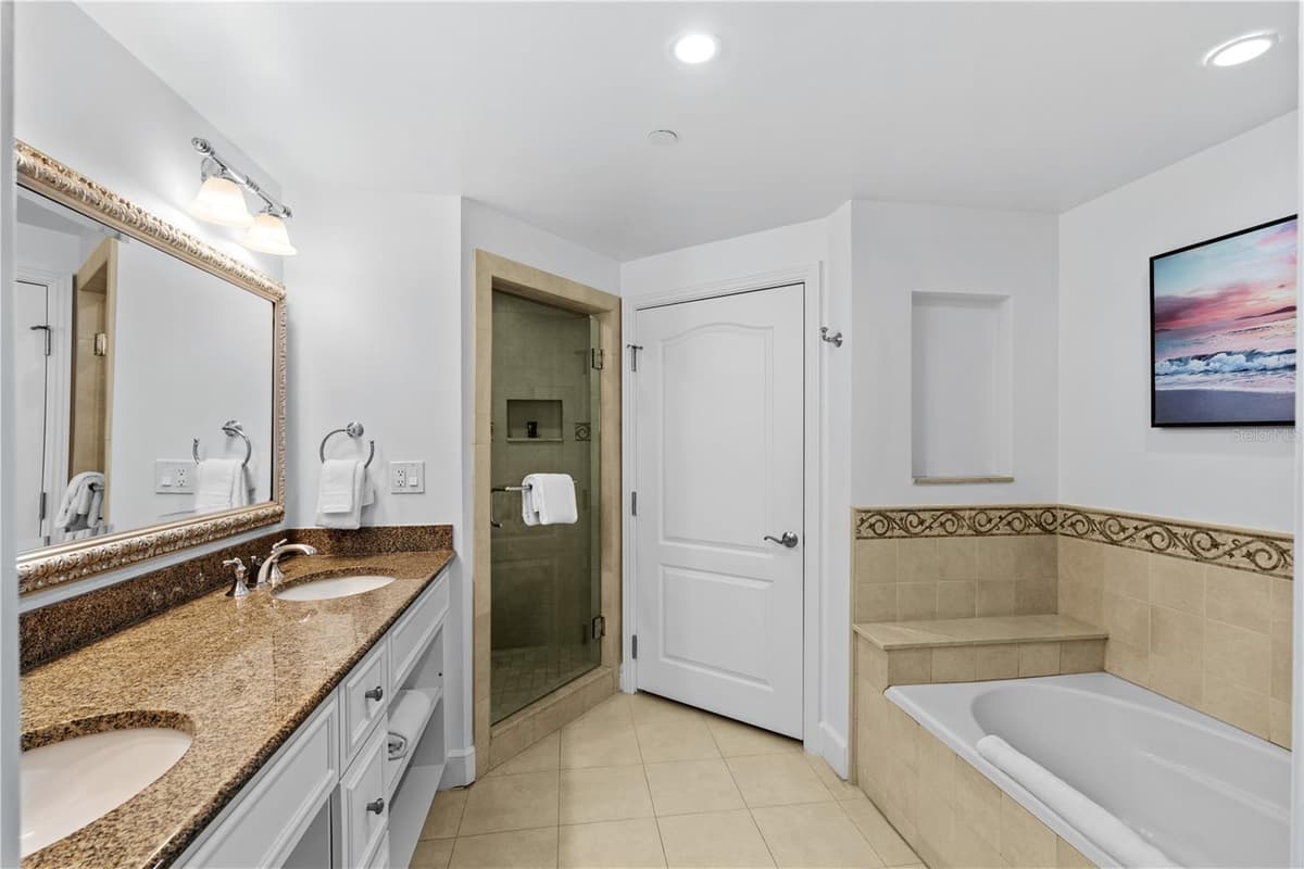 7593 GATHERING DRIVE — photo 18 of 26