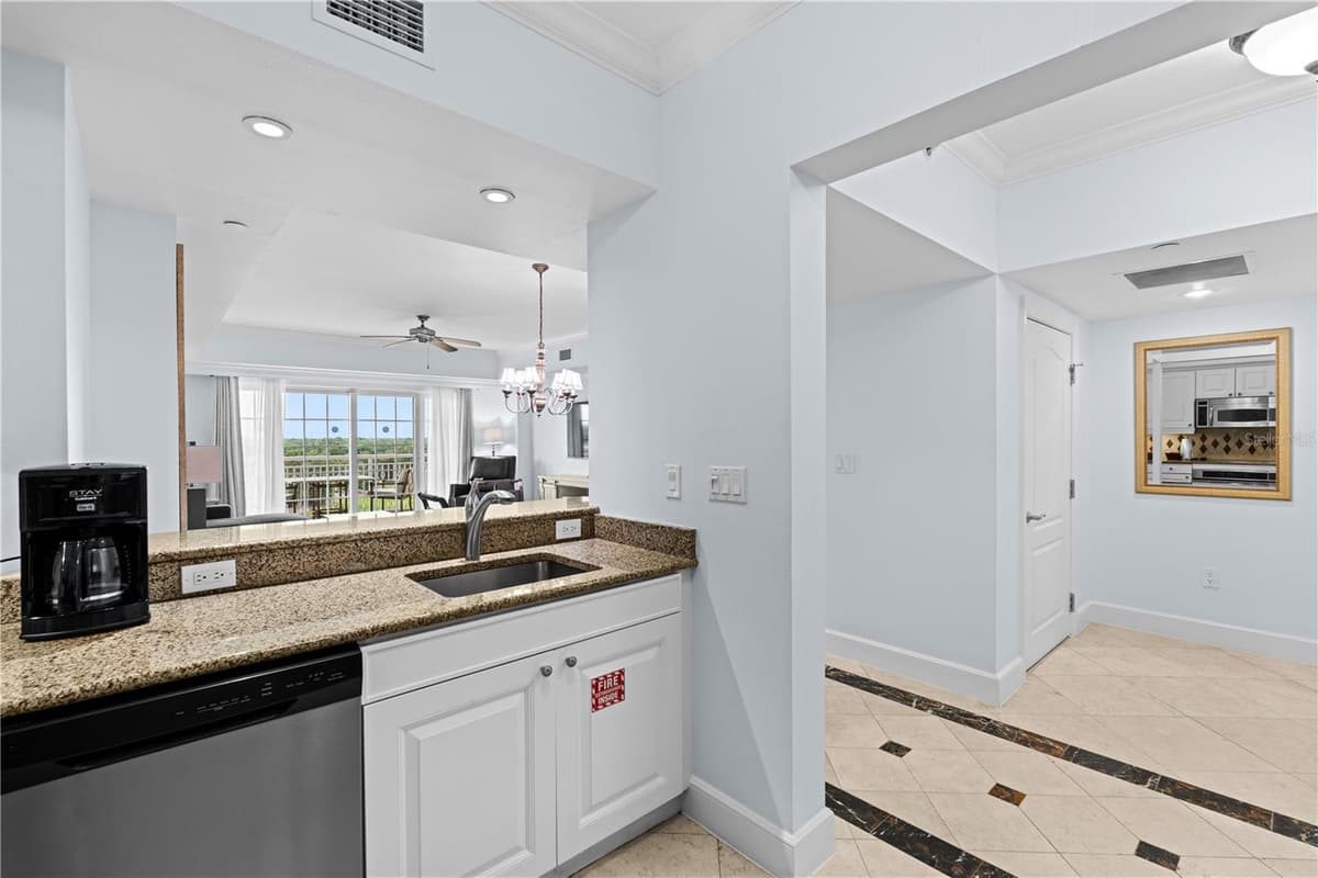 7593 GATHERING DRIVE — photo 4 of 26
