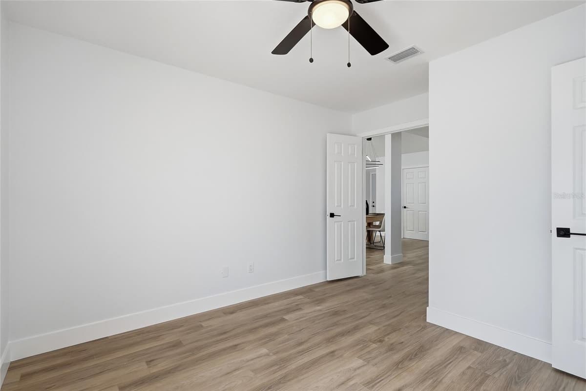 12511 CARDIFF DRIVE — photo 27 of 39