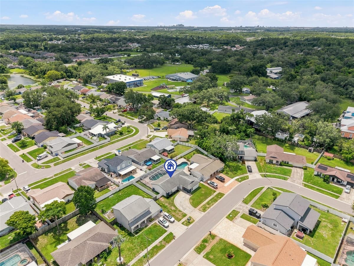 12511 CARDIFF DRIVE — photo 33 of 39