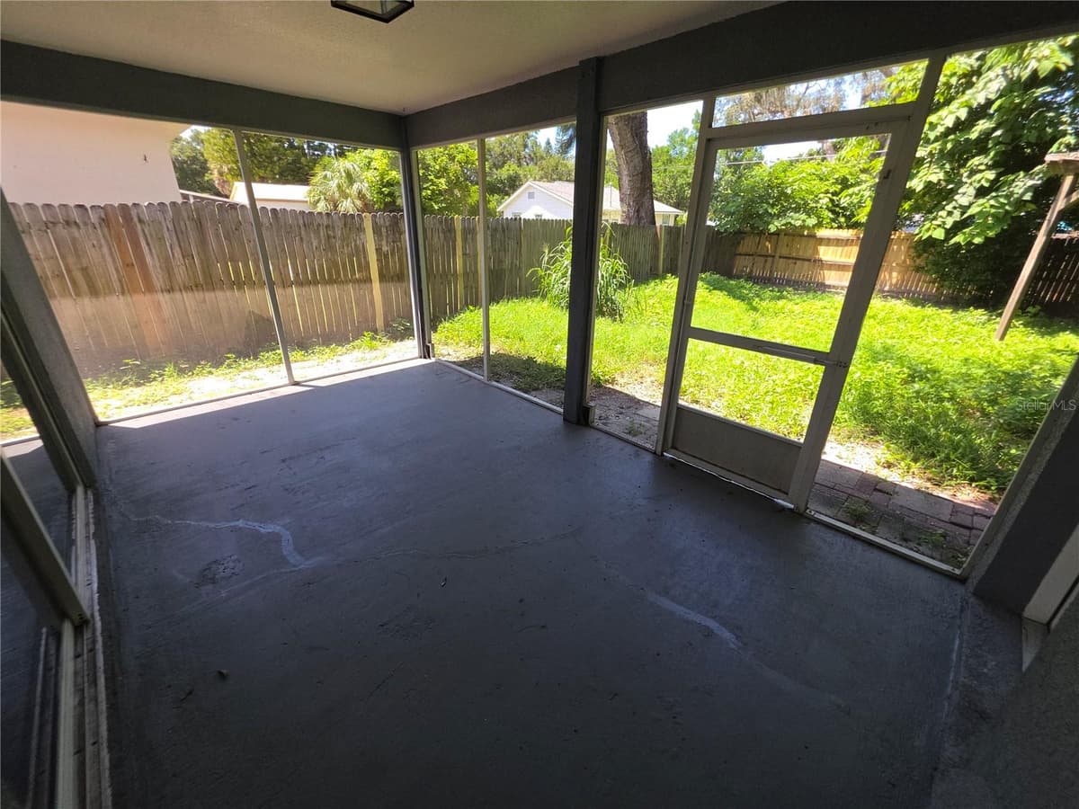 6109 GEORGIA AVENUE — photo 34 of 37