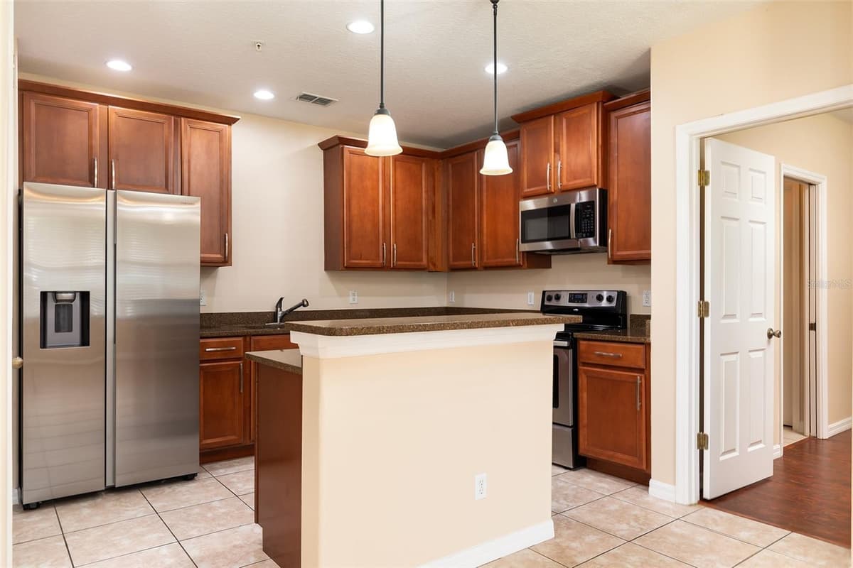 9866 TIVOLI VILLA DRIVE — photo 5 of 21