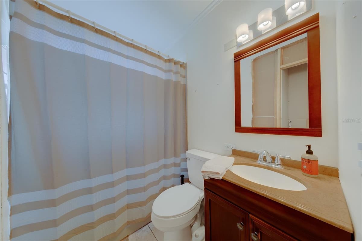 2773 BELLE HAVEN DRIVE — photo 15 of 34