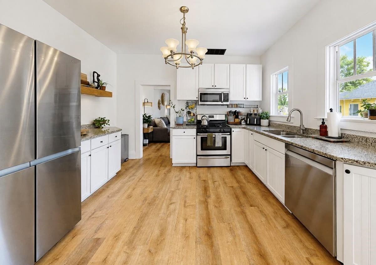 6702 ELIZABETH STREET — photo 12 of 45