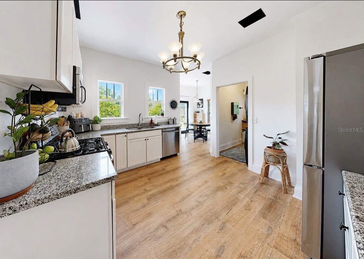 6702 ELIZABETH STREET — photo 14 of 45
