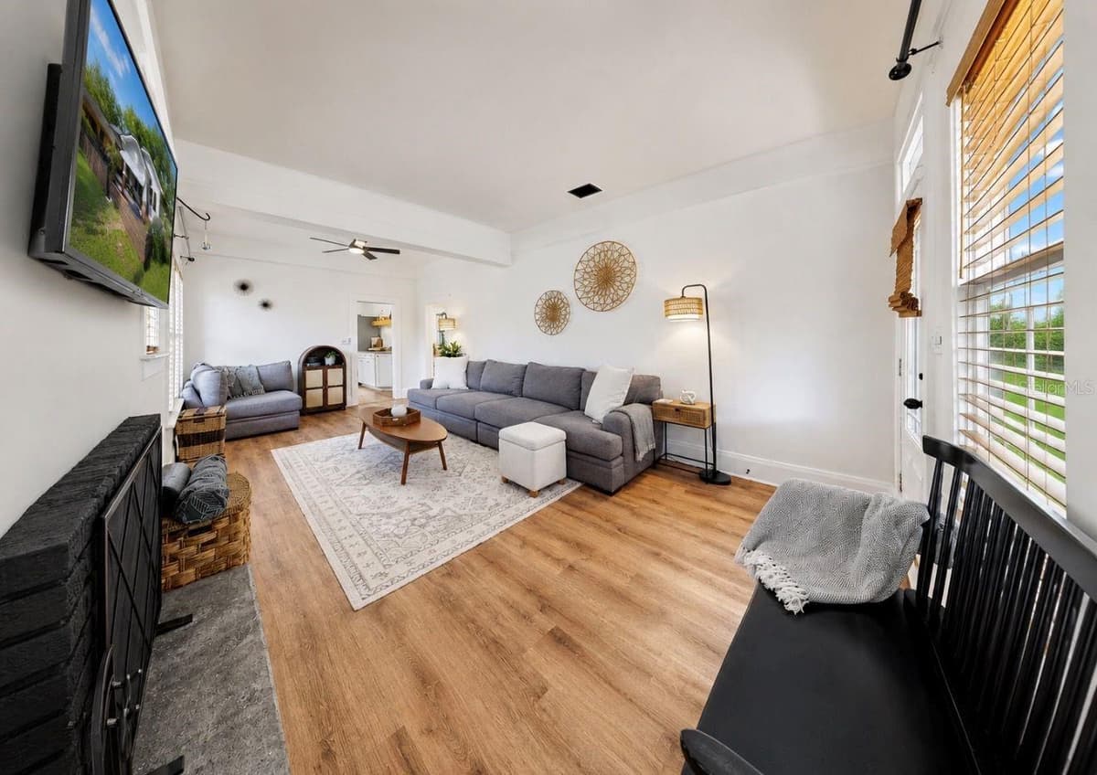 6702 ELIZABETH STREET — photo 8 of 45
