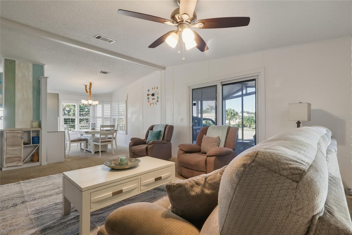 116 DOLPHIN DRIVE — photo 10 of 37