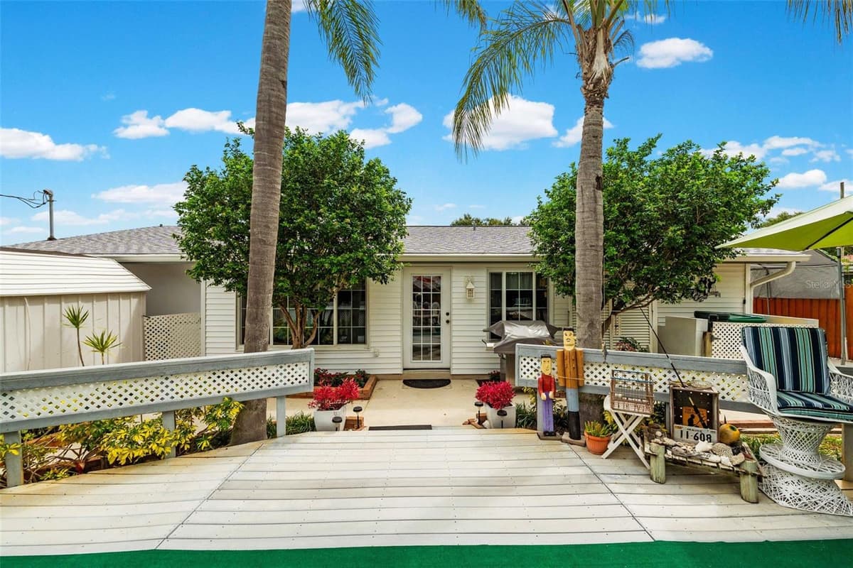2545 EDNOR STREET — photo 37 of 50