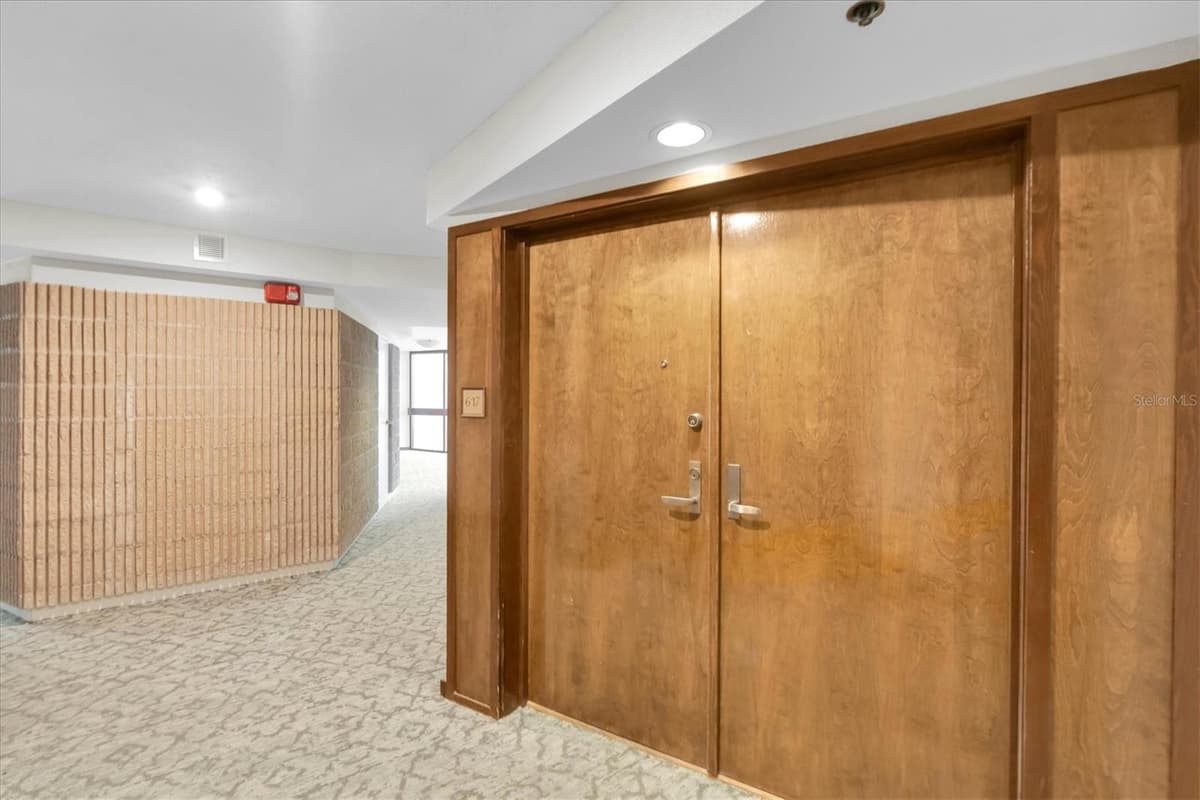 1600 GULF BOULEVARD — photo 4 of 58