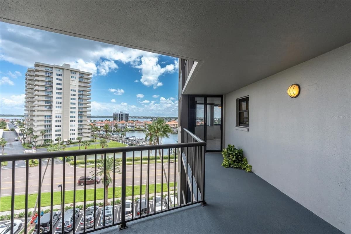 1600 GULF BOULEVARD — photo 18 of 58