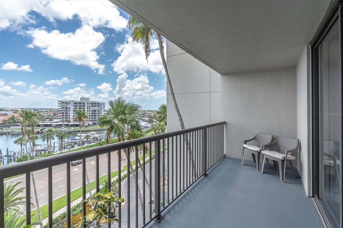 1600 GULF BOULEVARD — photo 32 of 58