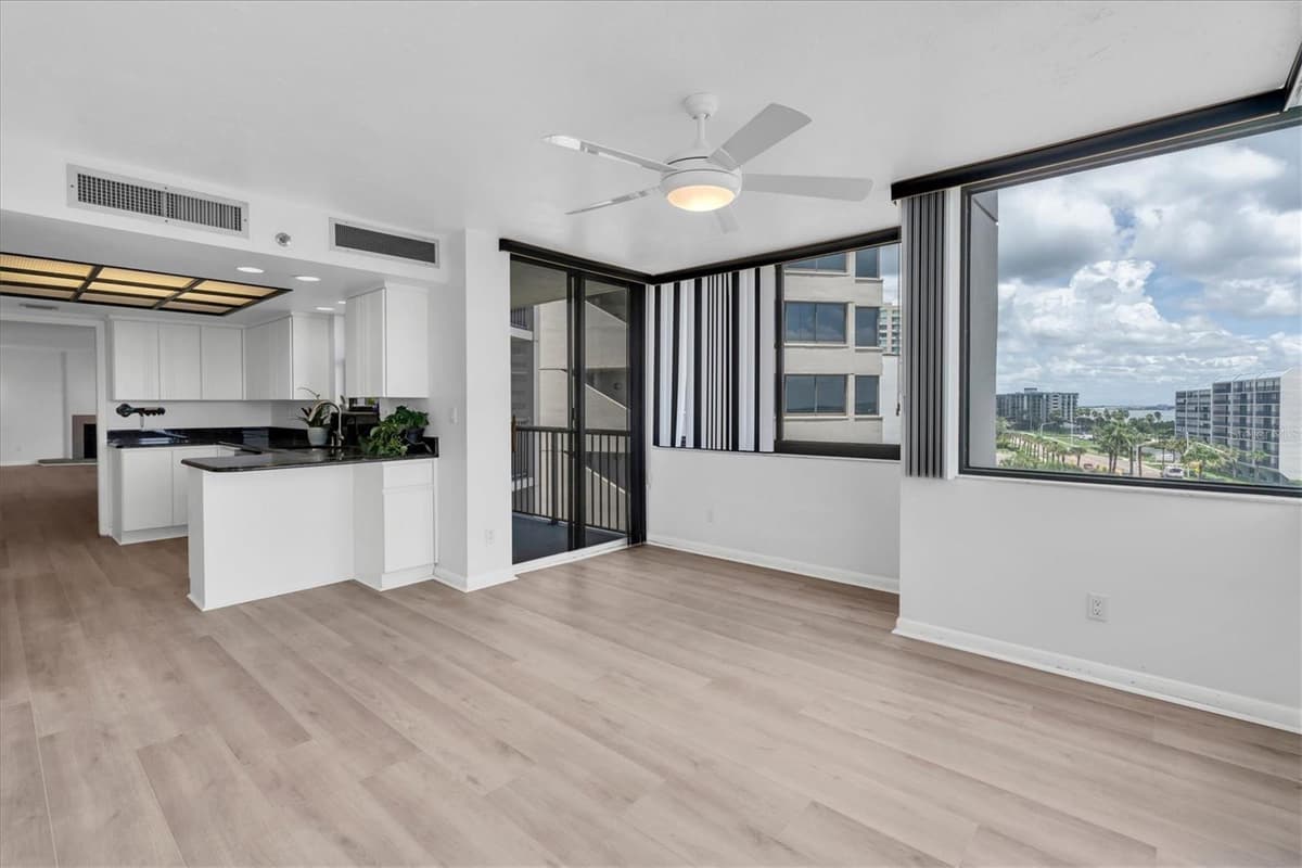 1600 GULF BOULEVARD — photo 11 of 58