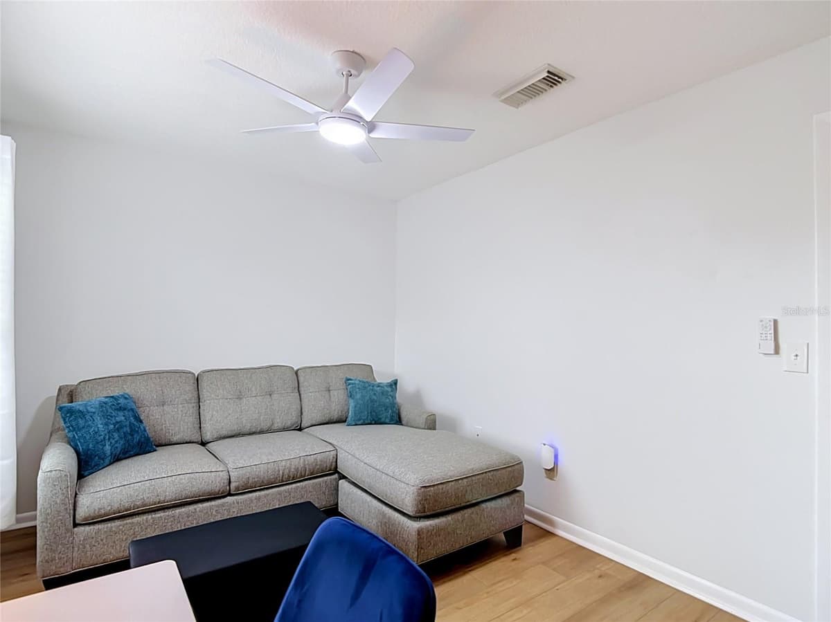 14732 PINE GLEN CIRCLE — photo 32 of 63