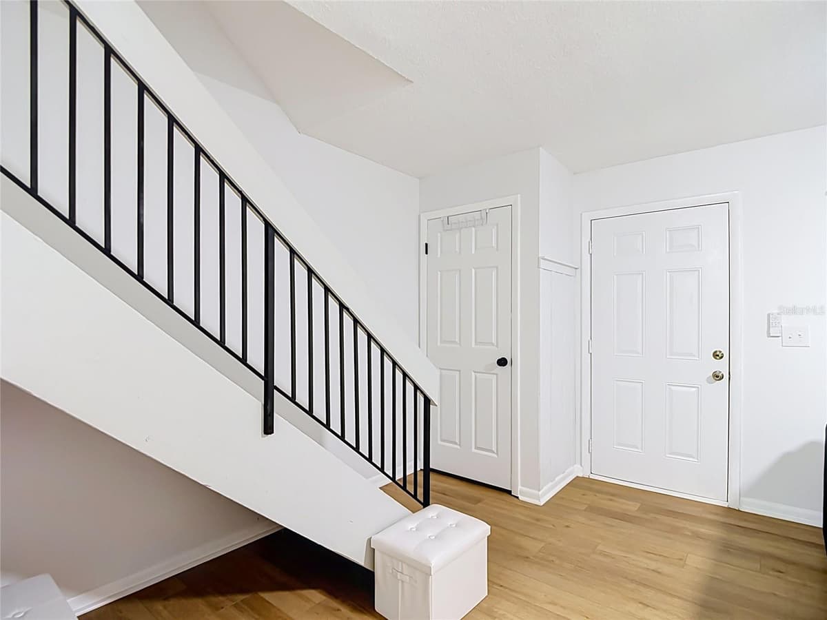 14732 PINE GLEN CIRCLE — photo 5 of 63