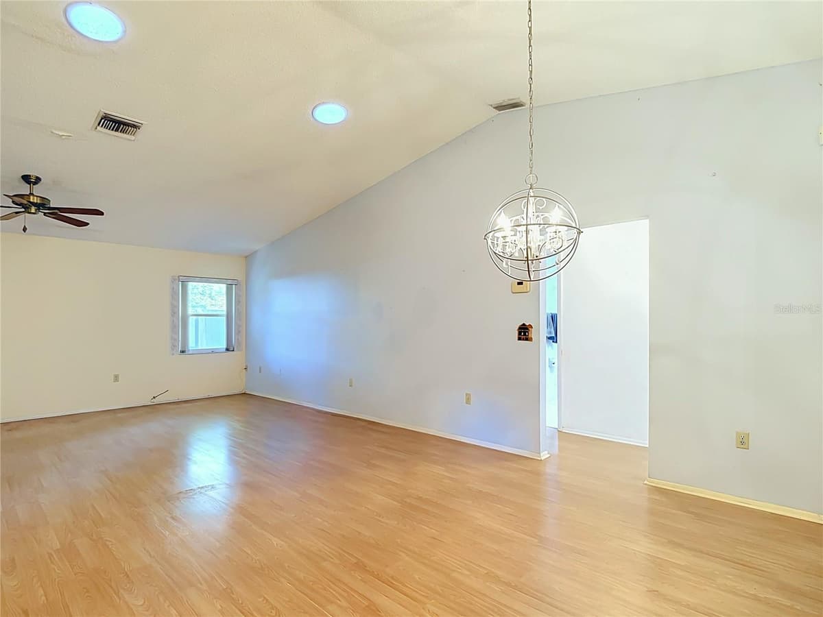 7622 CLOVIS COURT — photo 12 of 58
