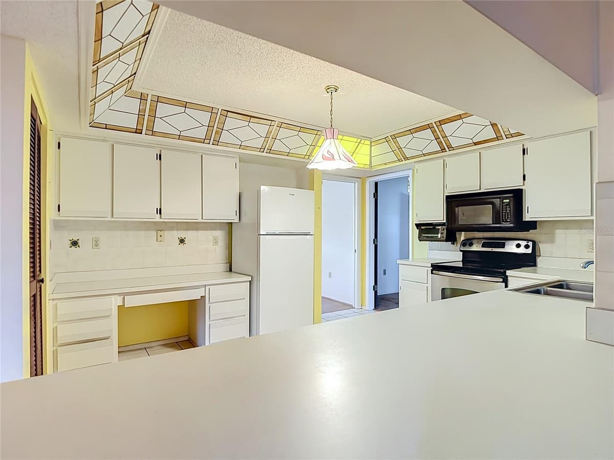 7622 CLOVIS COURT — photo 19 of 58