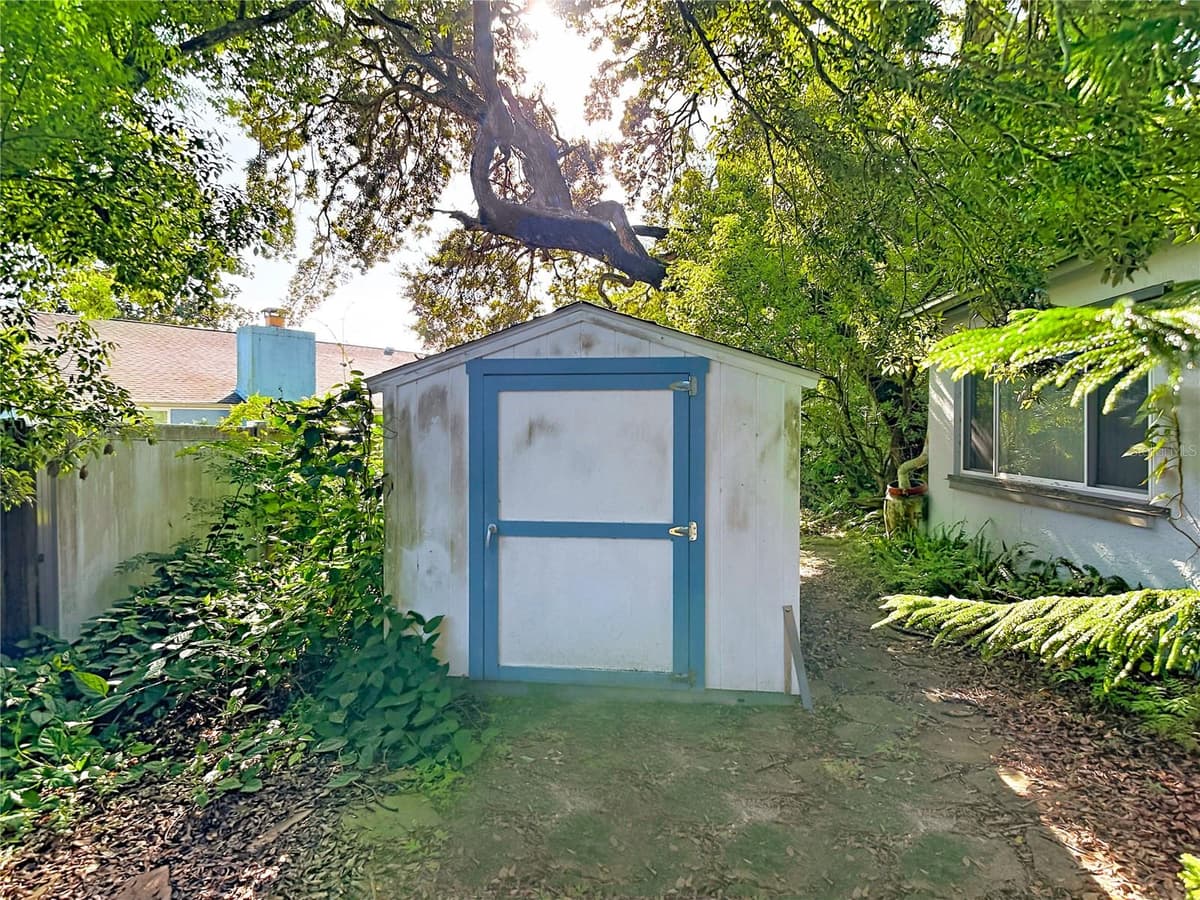 7622 CLOVIS COURT — photo 50 of 58