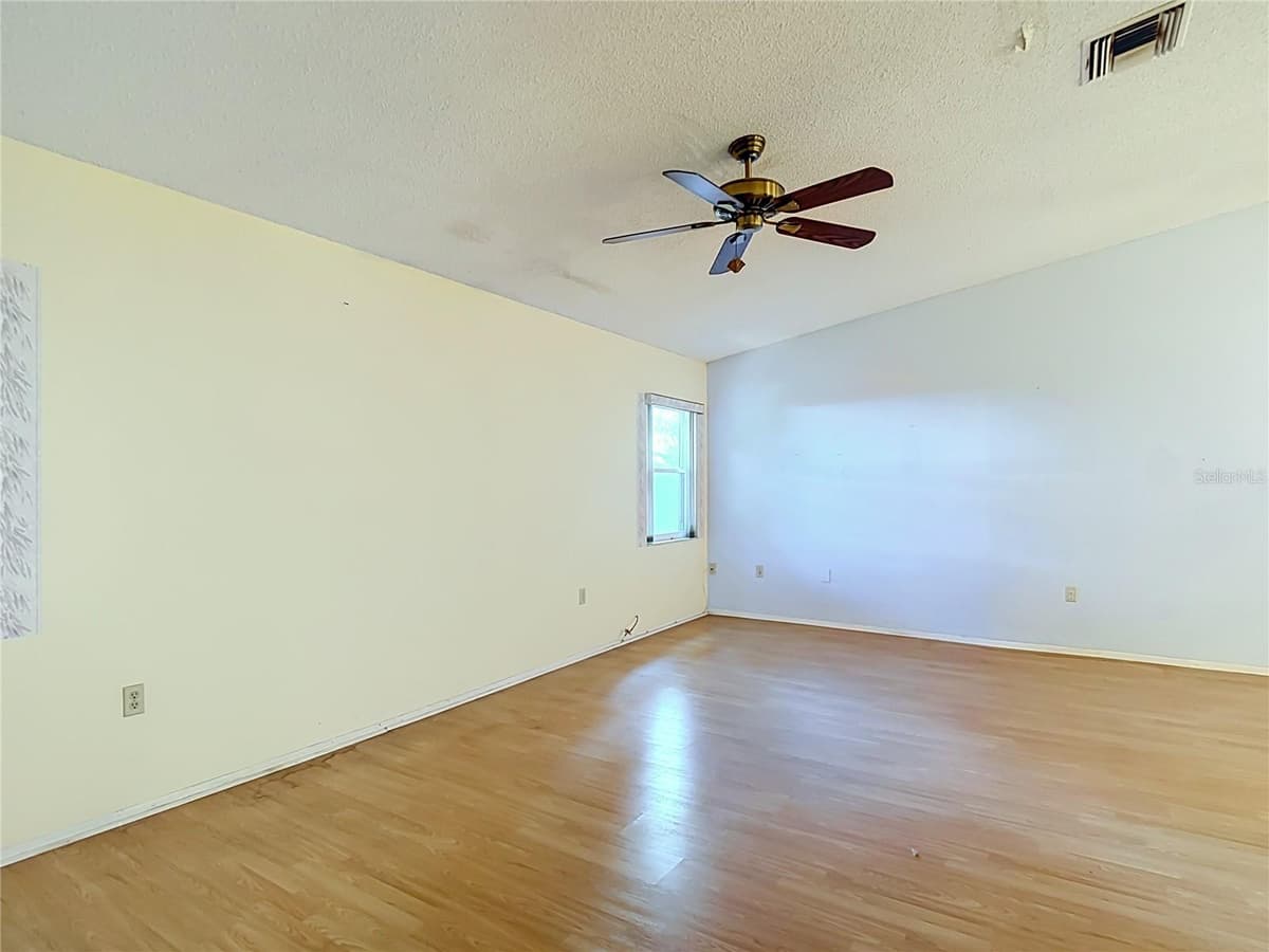 7622 CLOVIS COURT — photo 18 of 58