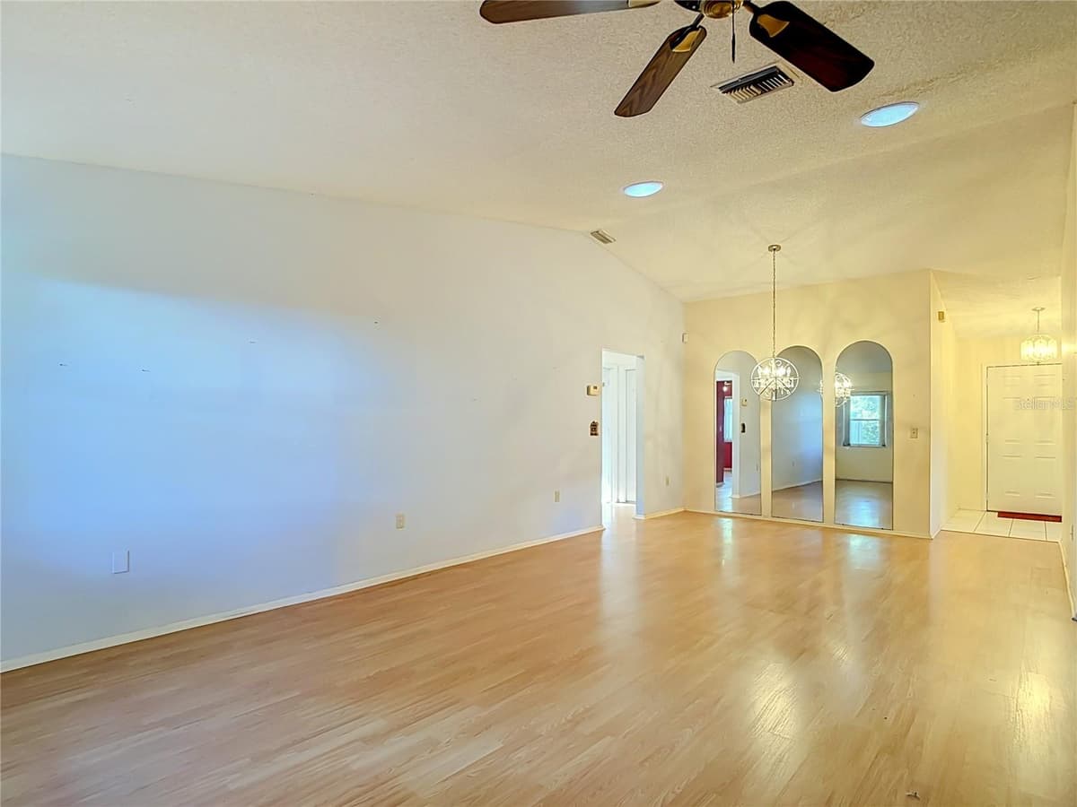 7622 CLOVIS COURT — photo 16 of 58
