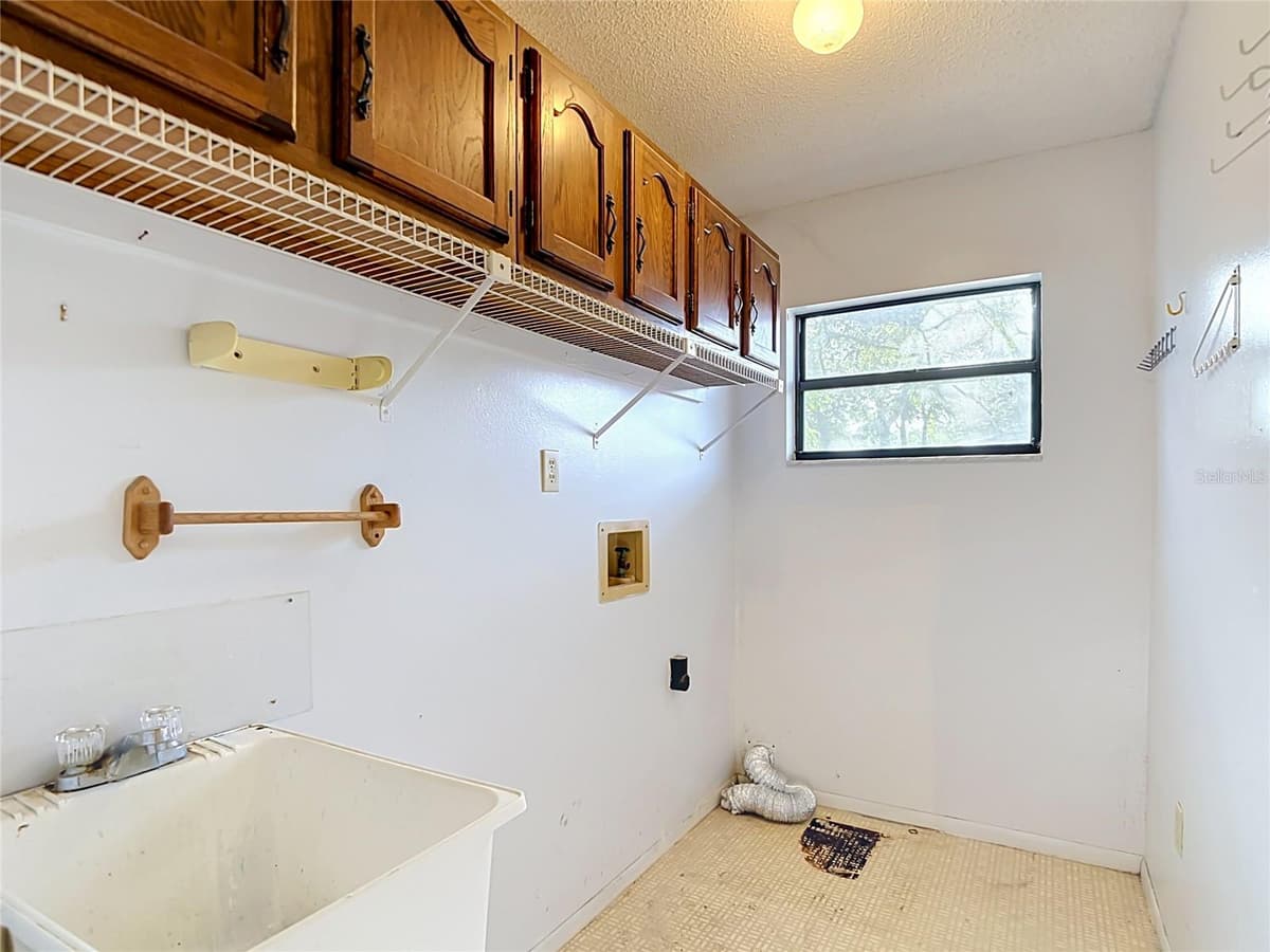 7622 CLOVIS COURT — photo 40 of 58