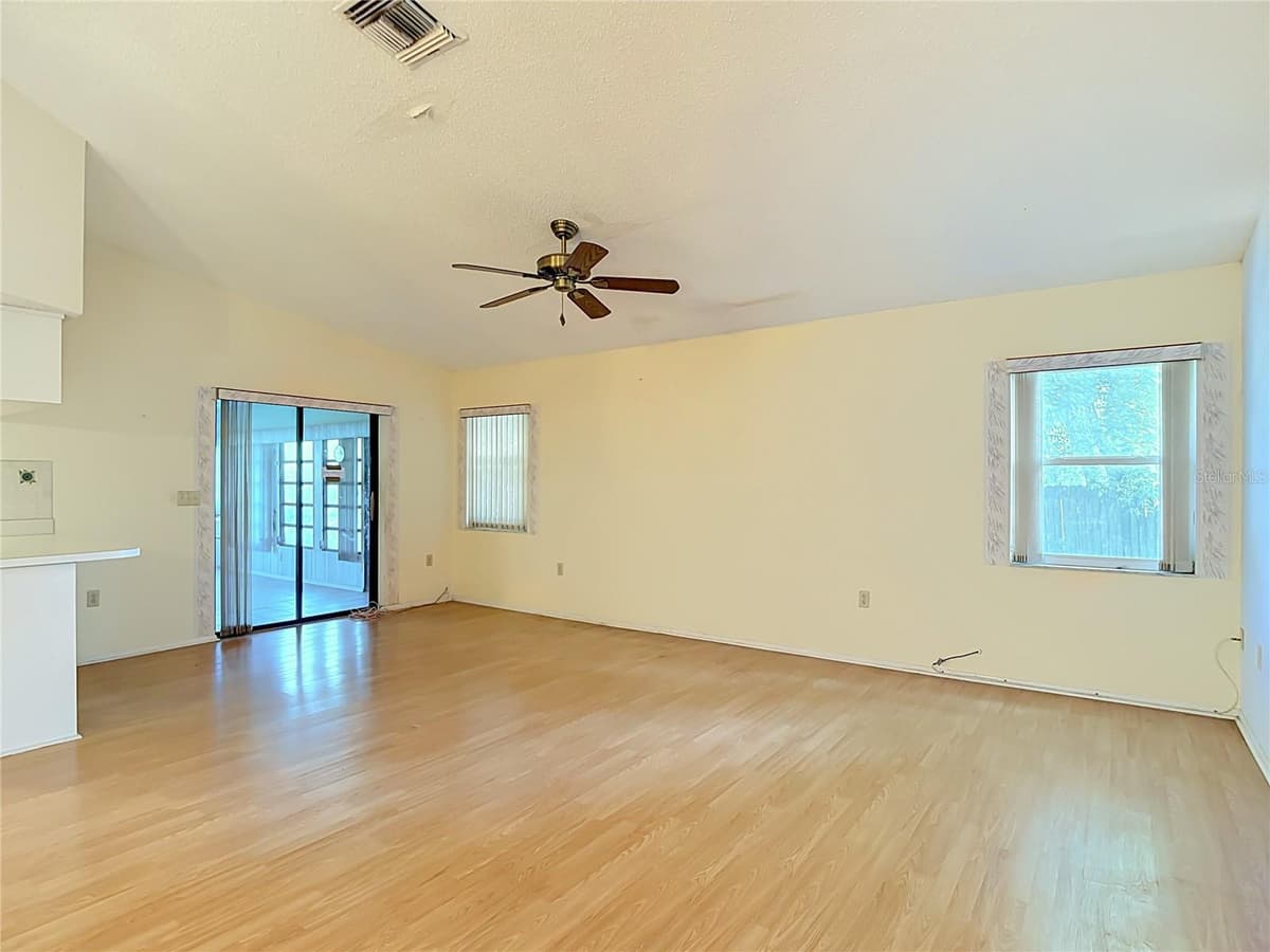 7622 CLOVIS COURT — photo 13 of 58