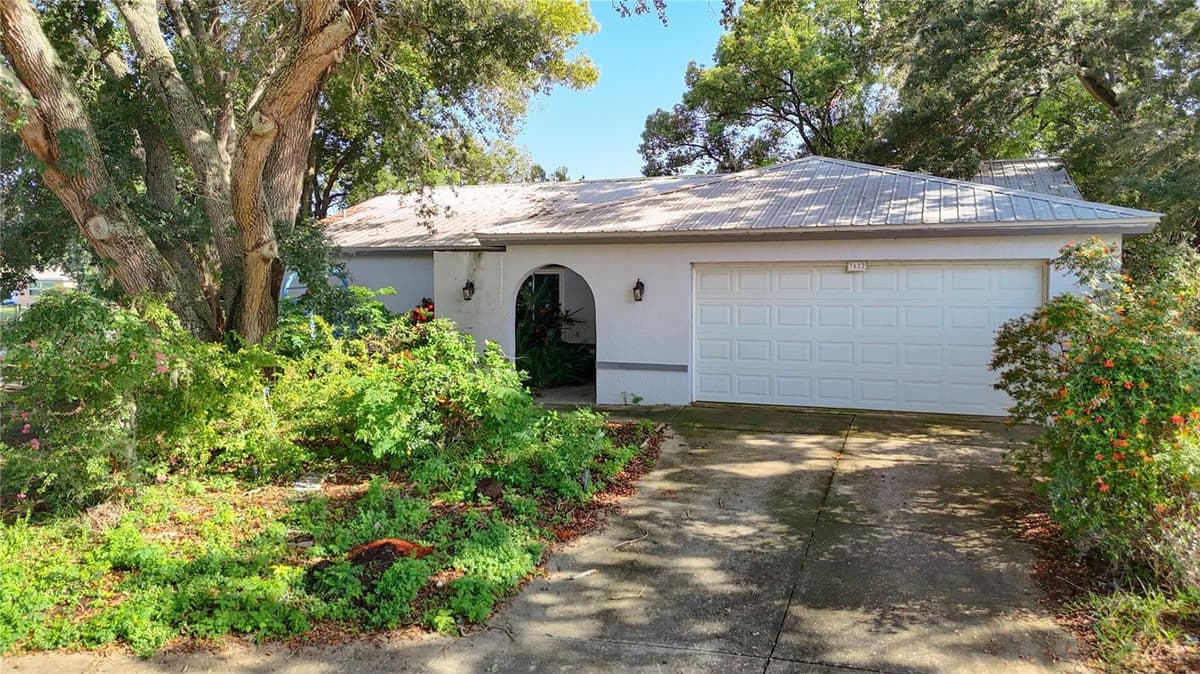 7622 CLOVIS COURT — photo 3 of 58