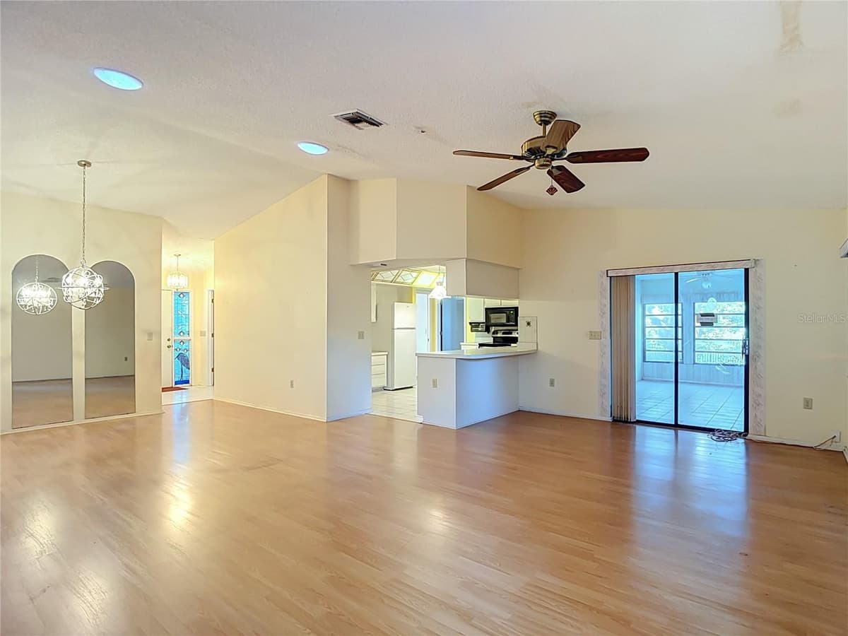 7622 CLOVIS COURT — photo 15 of 58