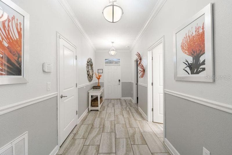 9004 HAZARD STREET — photo 3 of 35