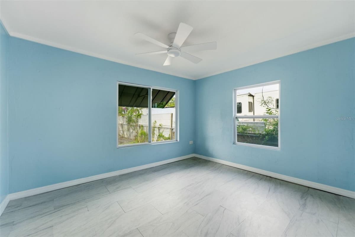 5541 KENSINGTON STREET — photo 10 of 12