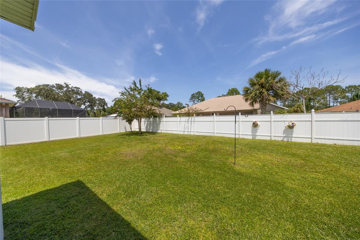 17 WHITE HAVEN LANE — photo 34 of 45
