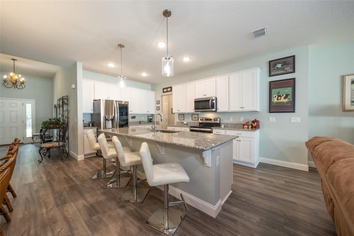 17 WHITE HAVEN LANE — photo 8 of 45