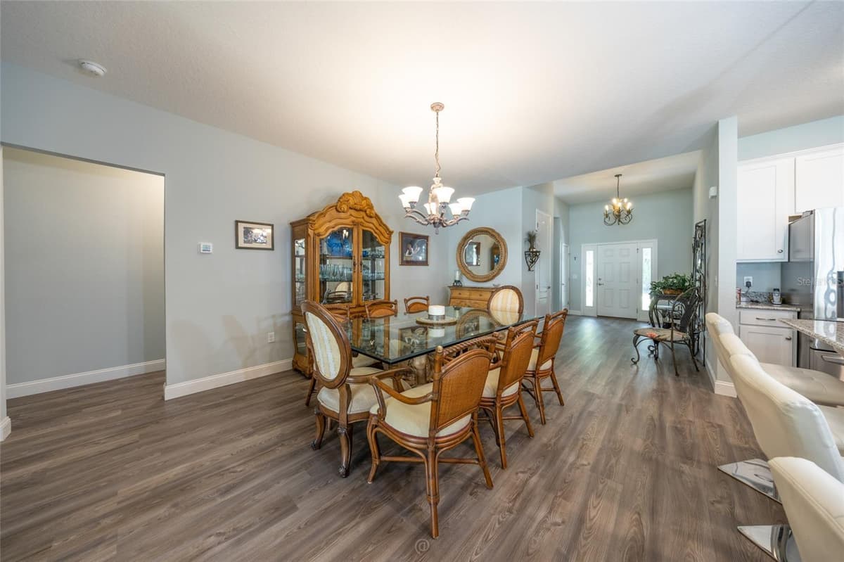 17 WHITE HAVEN LANE — photo 7 of 45