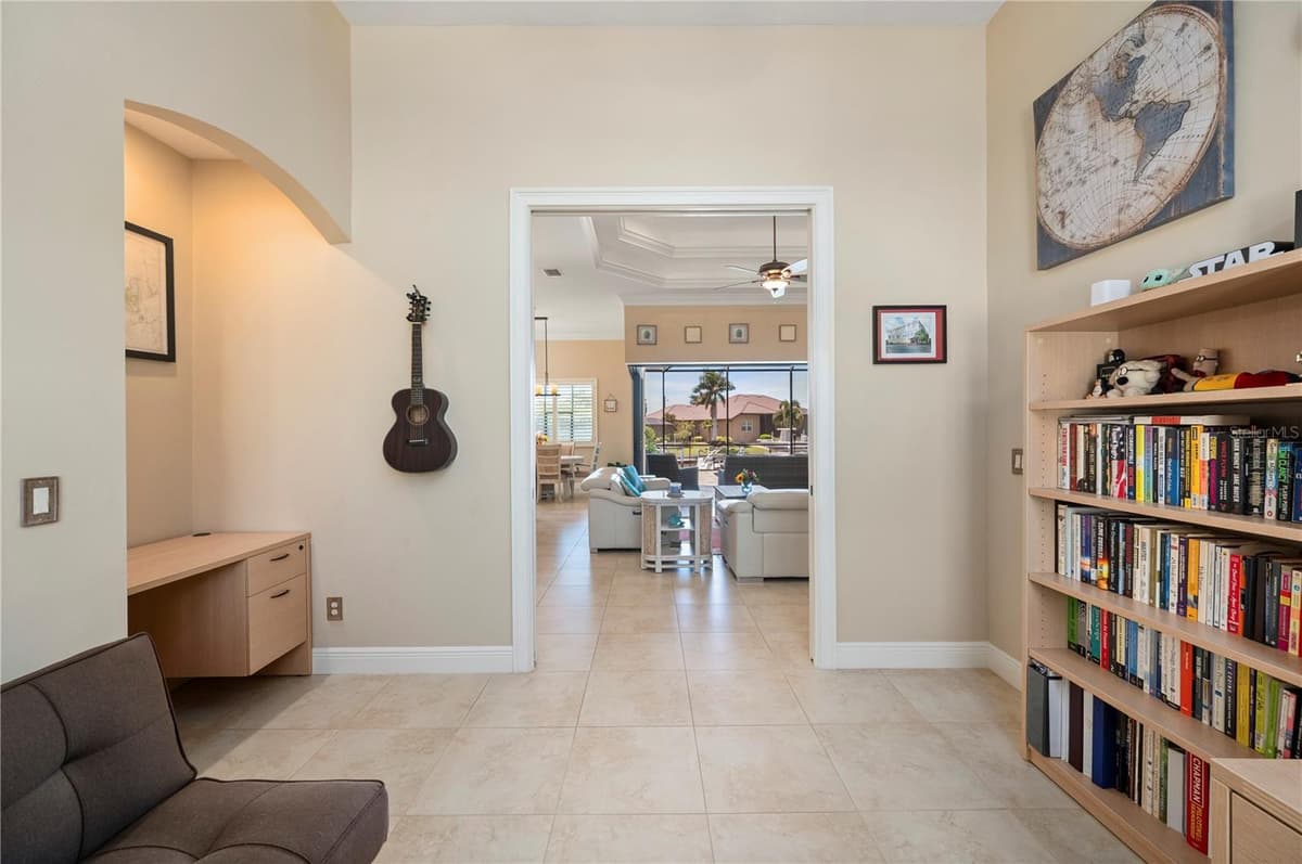 325 SEGOVIA DRIVE — photo 20 of 54