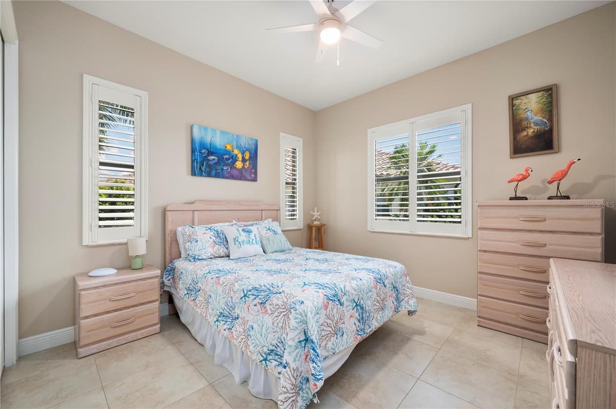 325 SEGOVIA DRIVE — photo 33 of 54