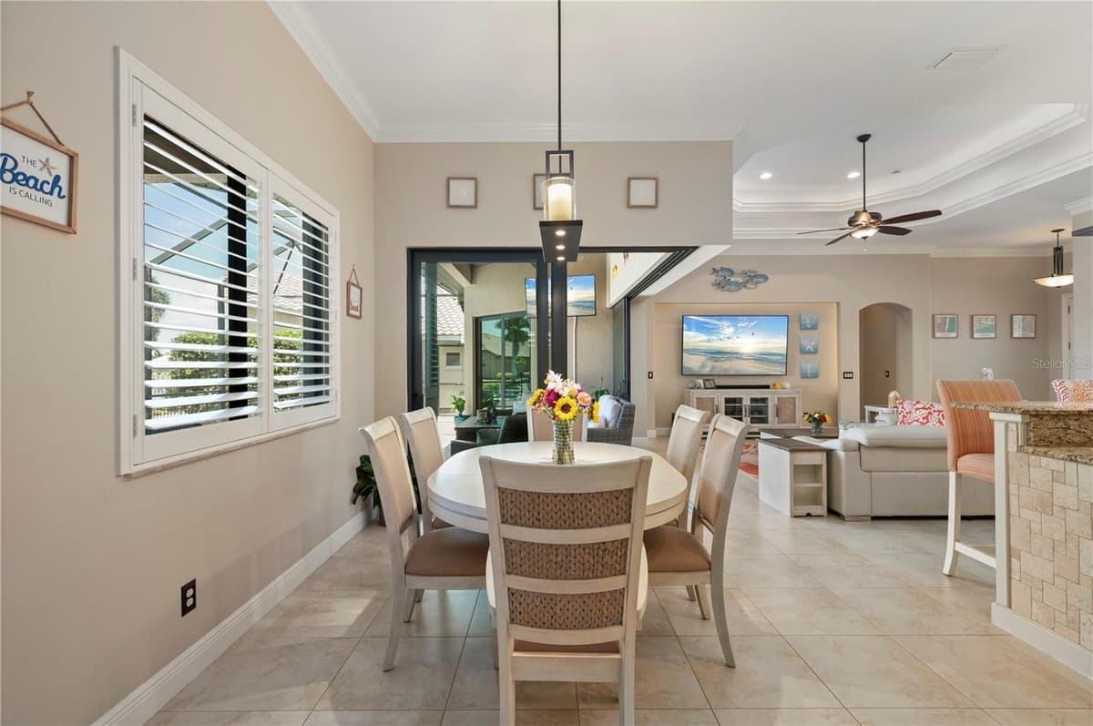 325 SEGOVIA DRIVE — photo 17 of 54