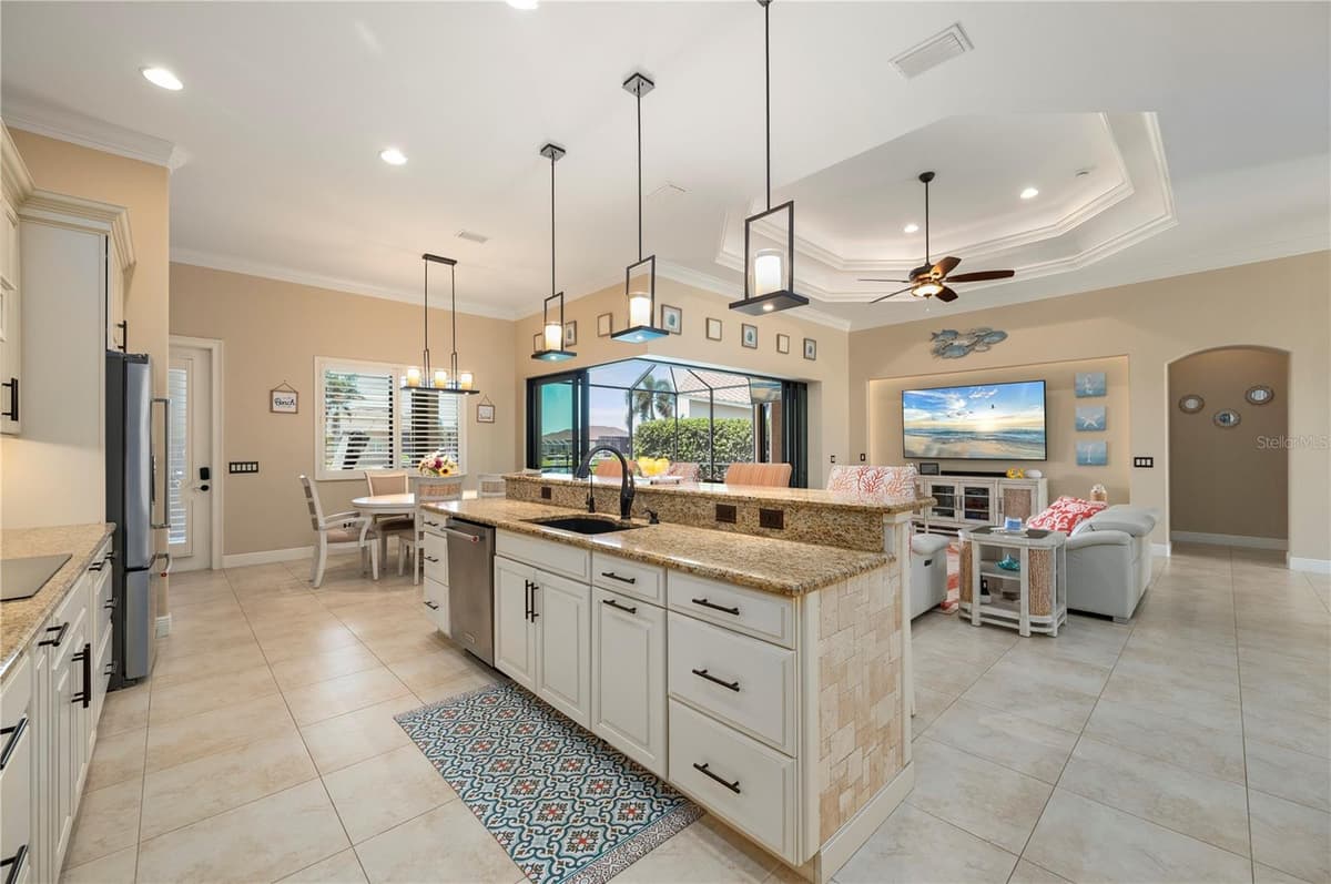 325 SEGOVIA DRIVE — photo 13 of 54