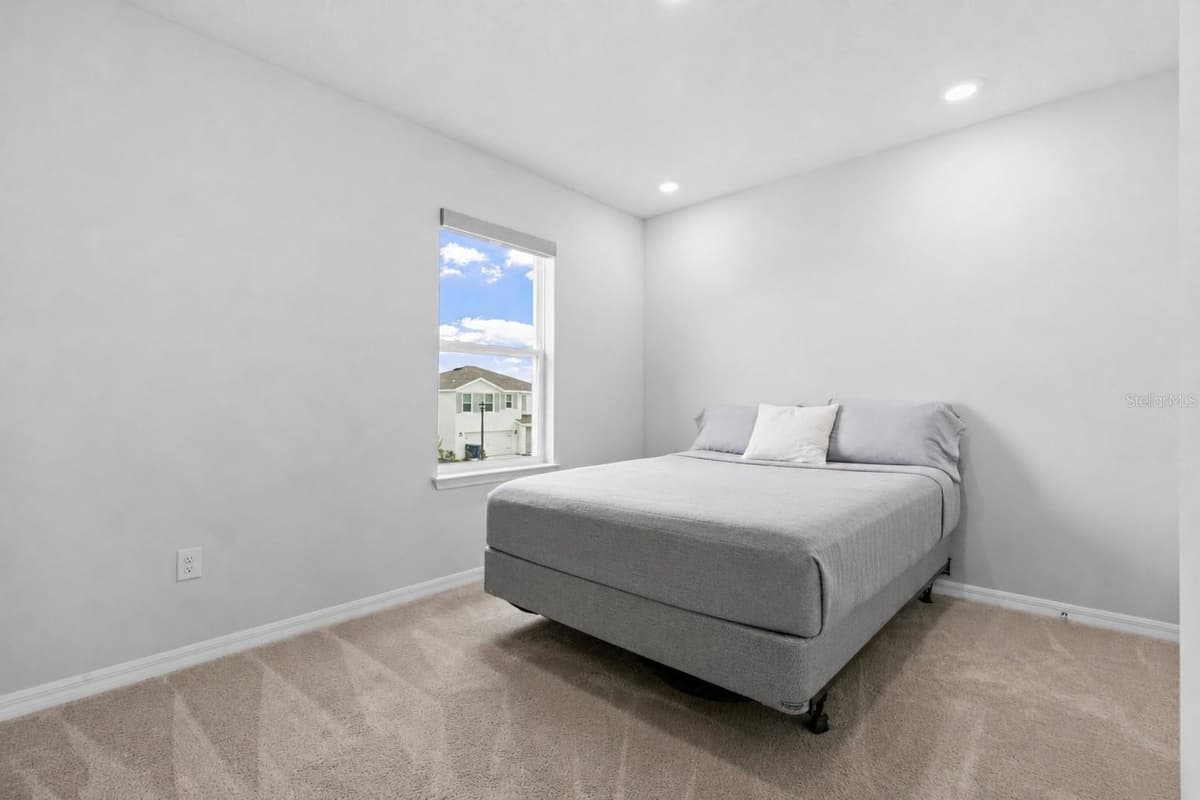 4410 DUSKY DAWN LANE — photo 32 of 52
