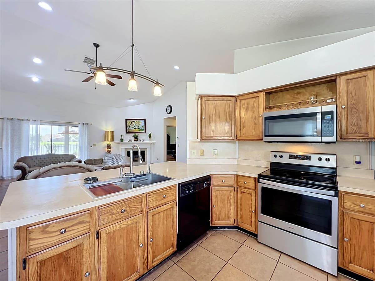 2405 SETTLERS TRAIL — photo 32 of 72