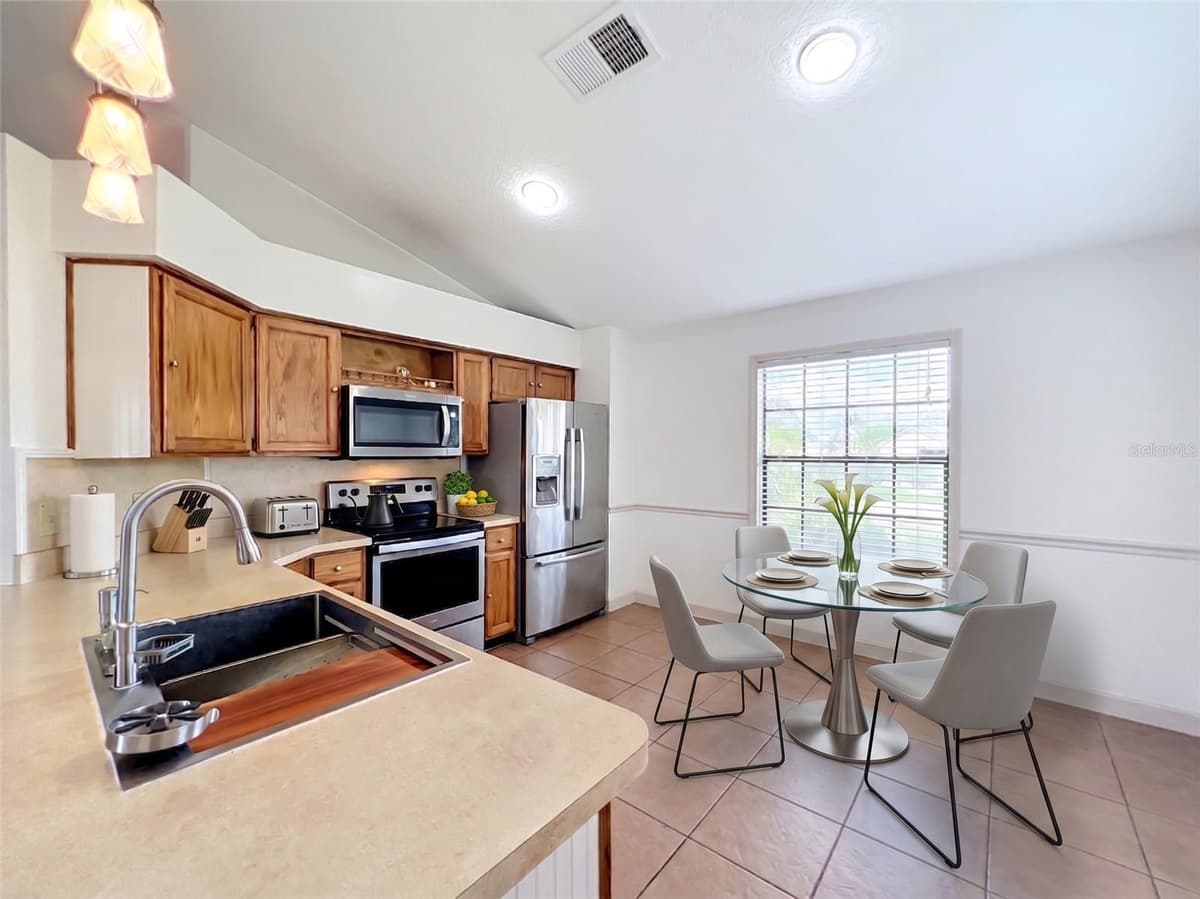 2405 SETTLERS TRAIL — photo 7 of 72