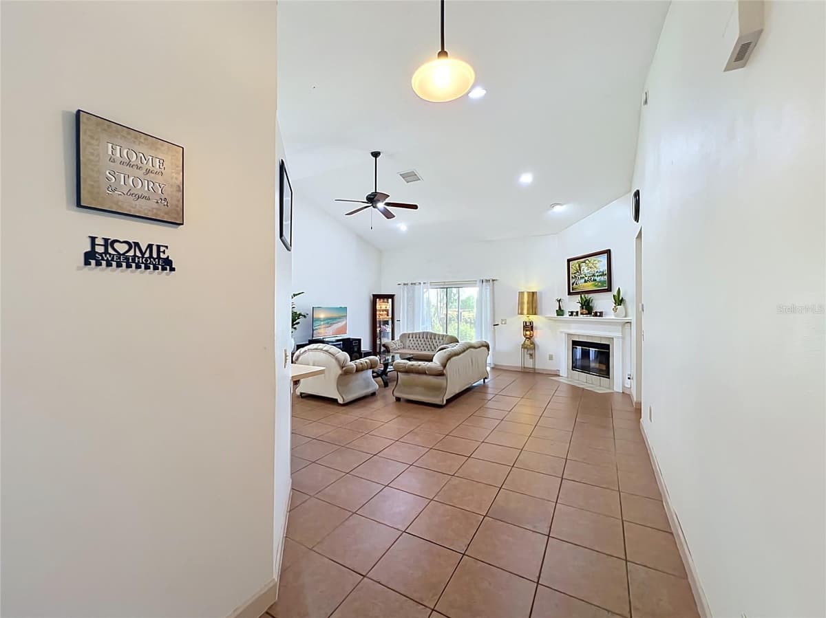 2405 SETTLERS TRAIL — photo 8 of 72